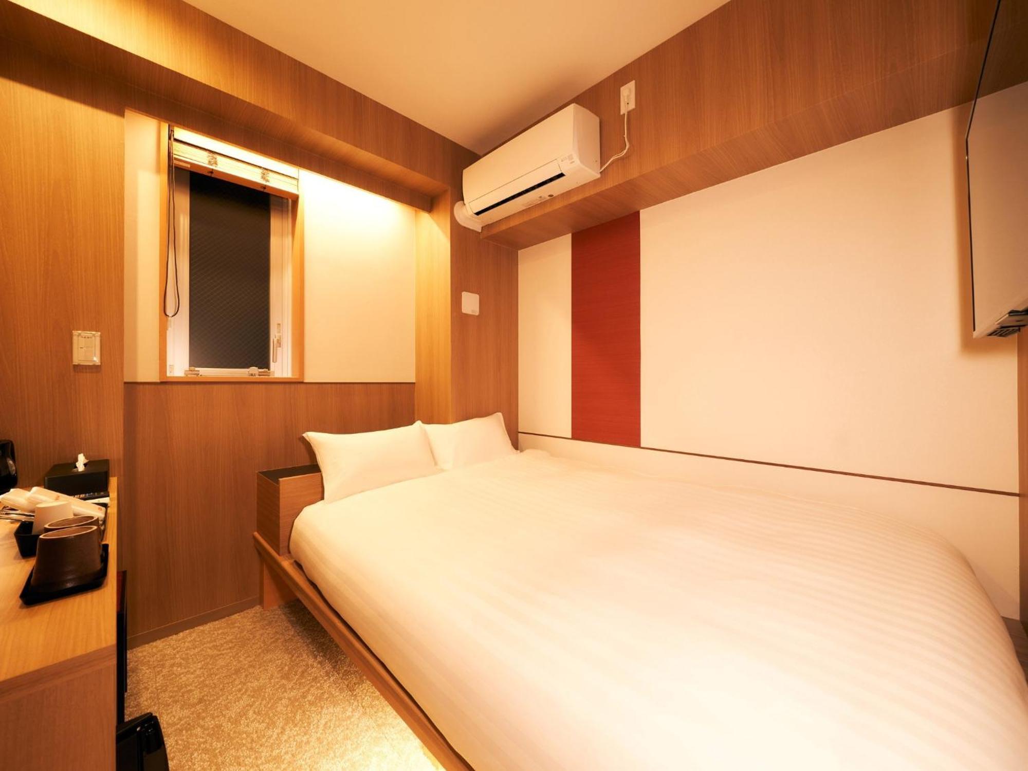 Rakuten Asakusa Single * Tokio